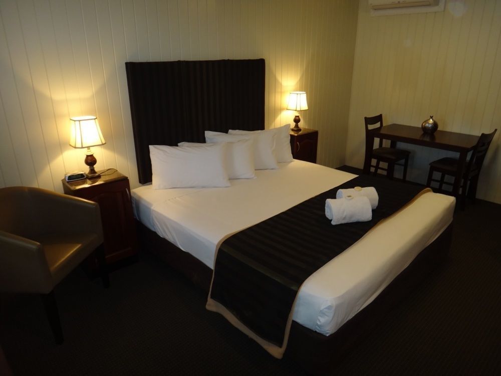 Country Plaza Motor Inn Mackay Luaran gambar